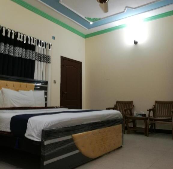 پانسیون Royal Inn