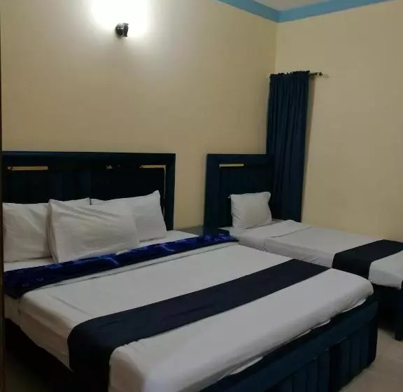 پانسیون Royal Inn