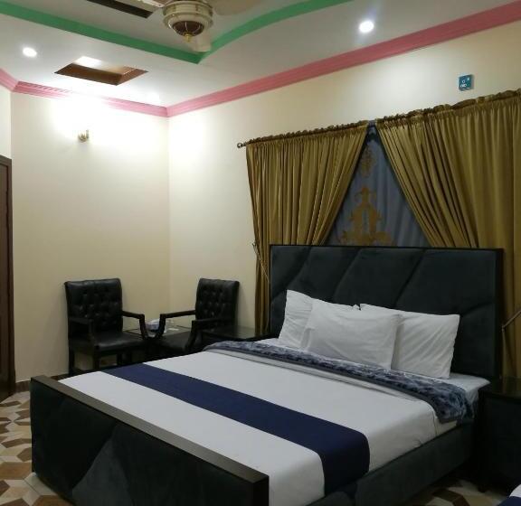 پانسیون Royal Inn