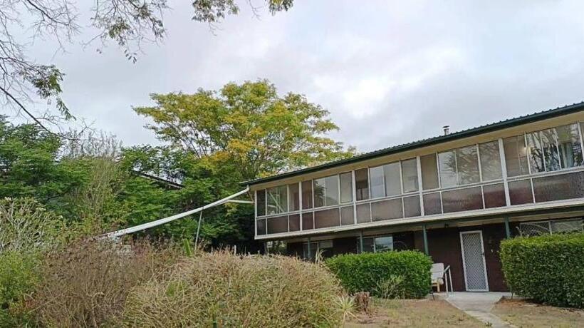 פנסיון Yny Guest House