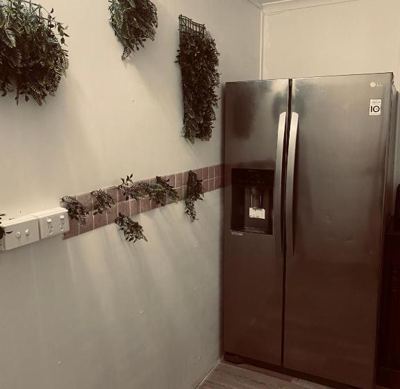 פנסיון Yny Guest House