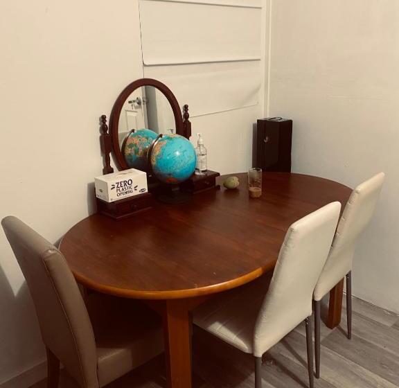 פנסיון Yny Guest House