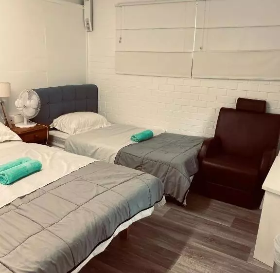 Majatalo Yny Guest House