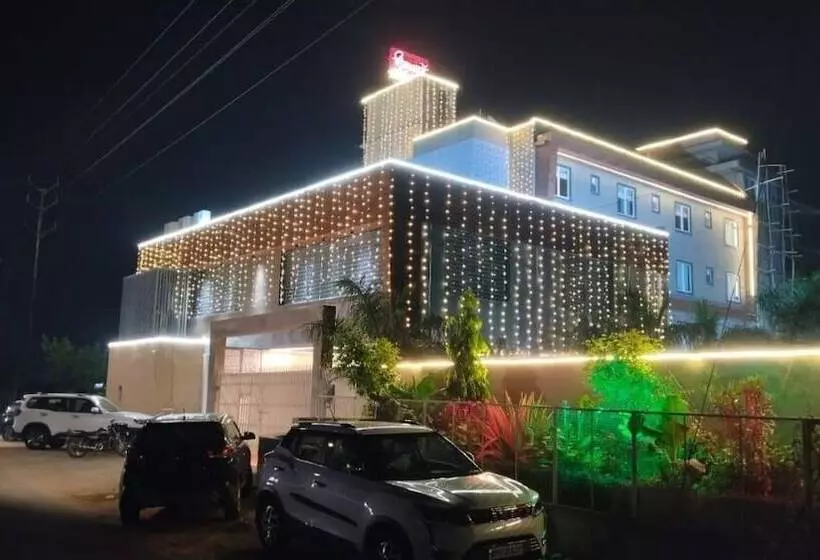 Shivhari Hotel & Resort