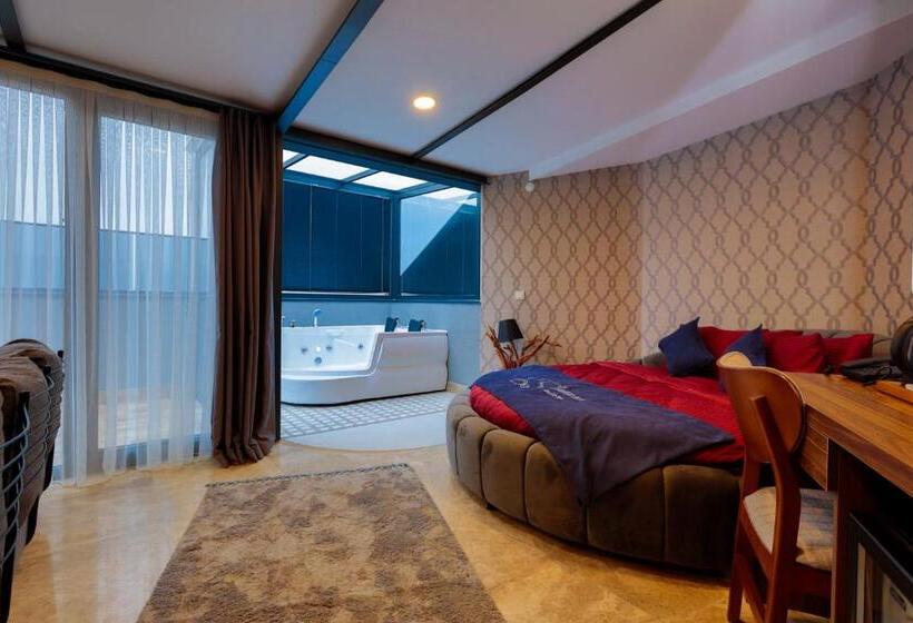 Silver Inn Hotel & Spa