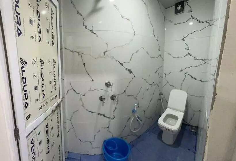 Winter Hotel At Ujjain