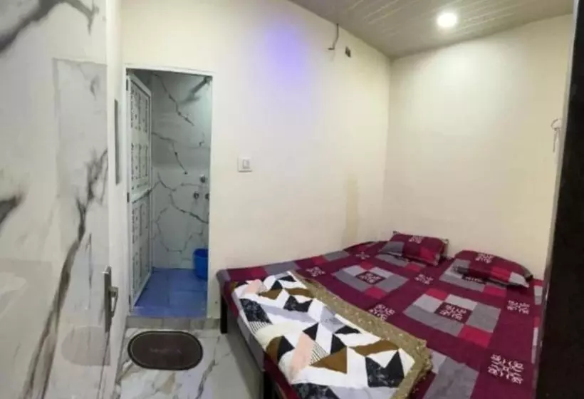 Winter Hotel At Ujjain