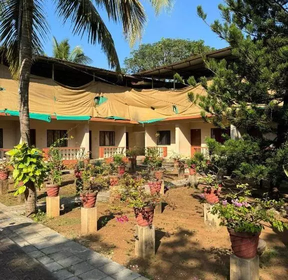 Auberge Villa Sol Beach Resort