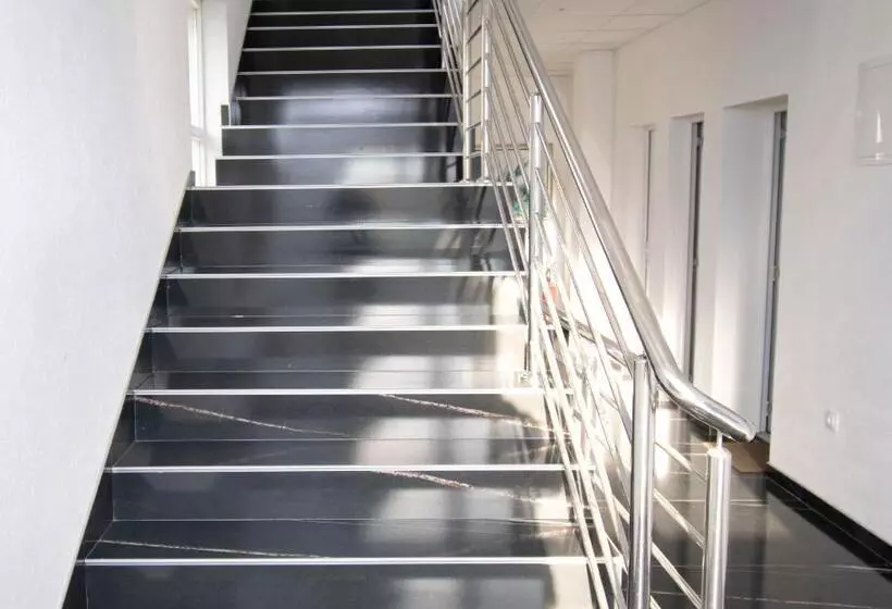 تختخواب و صبحانه Apartmani Sebastijan