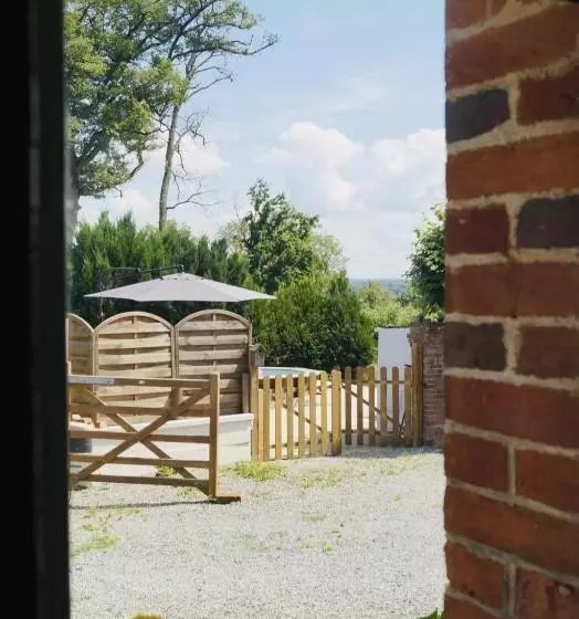 Aamiaismajoitus (B&B) Maison Des Glycines