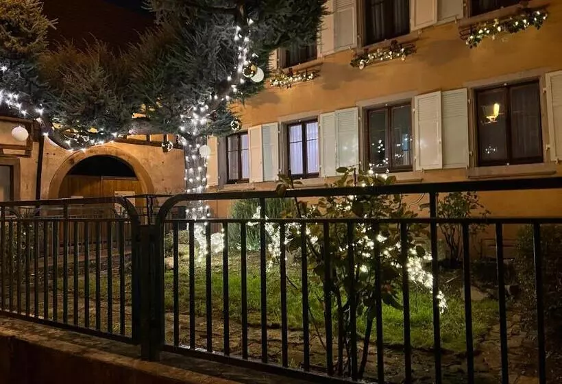 Aamiaismajoitus (B&B) Chambre Pastis