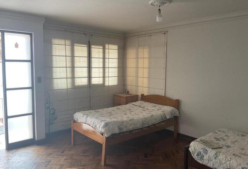 تختخواب و صبحانه White House   Casa De Interacción