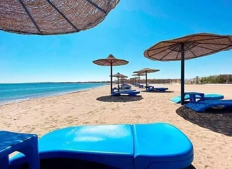 Cecelia Resort Private C6