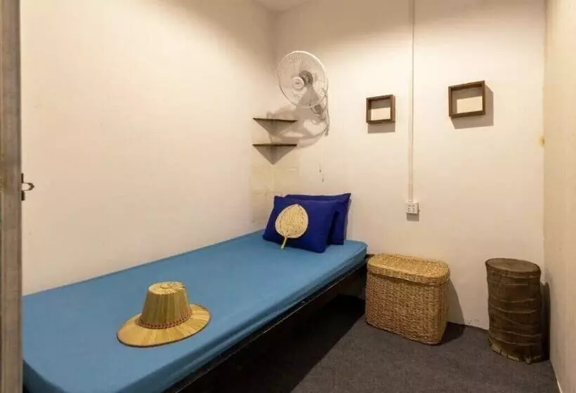 Fusion Hostel