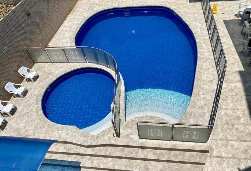 هتل Calle Real Inn