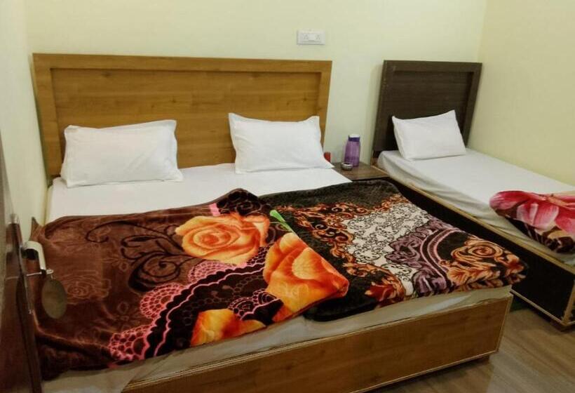 Hotel Himalayan View