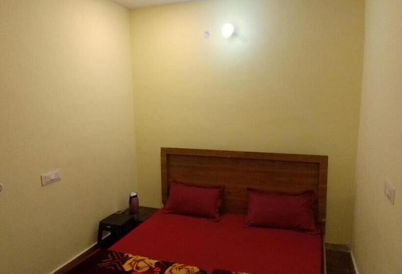 Hotel Himalayan View