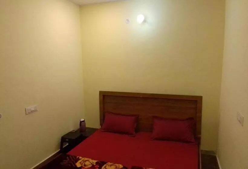 Hotel Himalayan View
