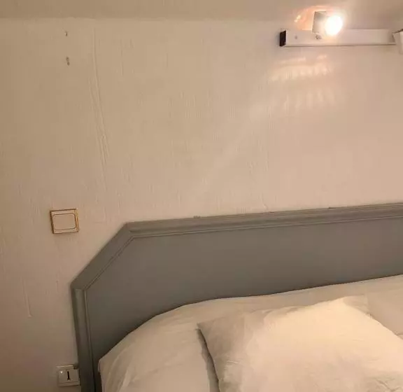 Hotelli Hôtel Candide