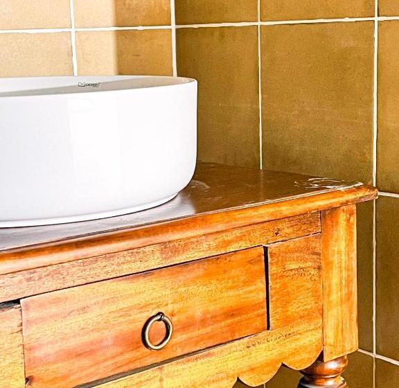 Отель Hôtel Candide