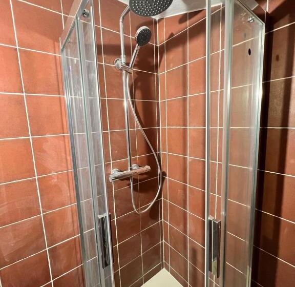 Отель Hôtel Candide