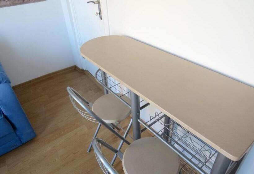 هتل Istanberry Dream Apartments