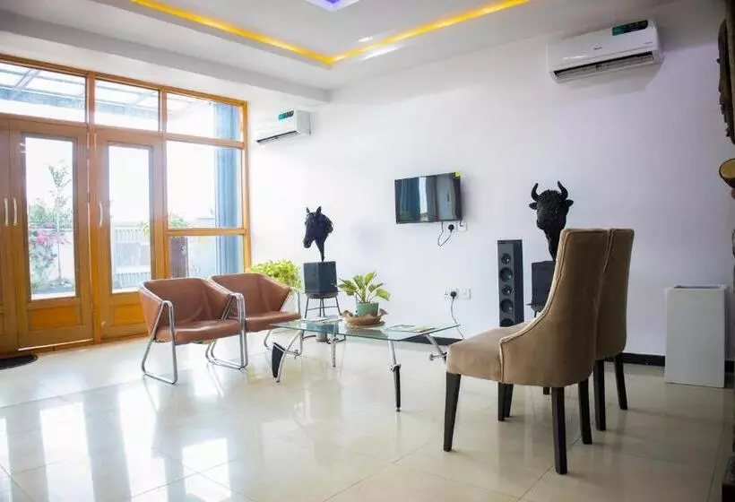 هتل Klulead Garden And Suites