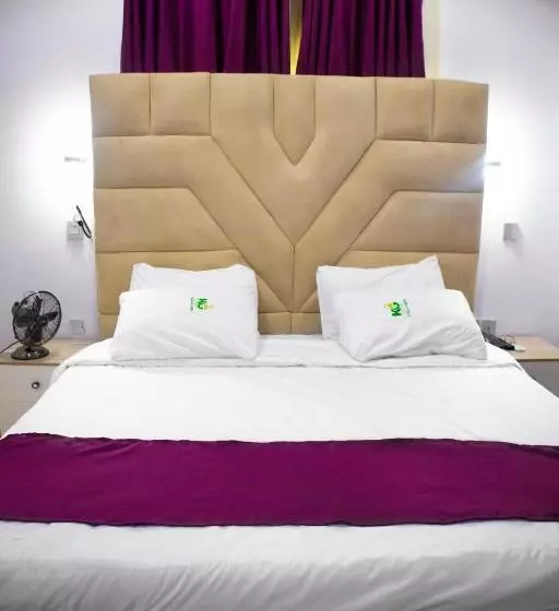 هتل Klulead Garden And Suites