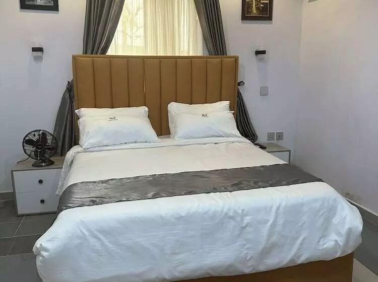 هتل Klulead Garden And Suites