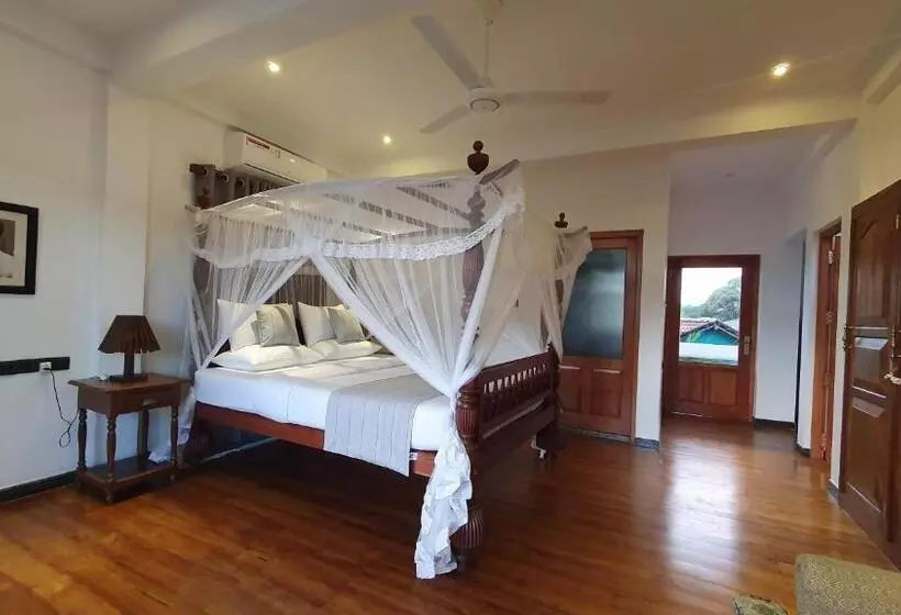 Hotelli Margaret House