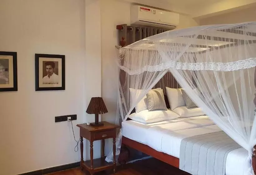 Hotelli Margaret House