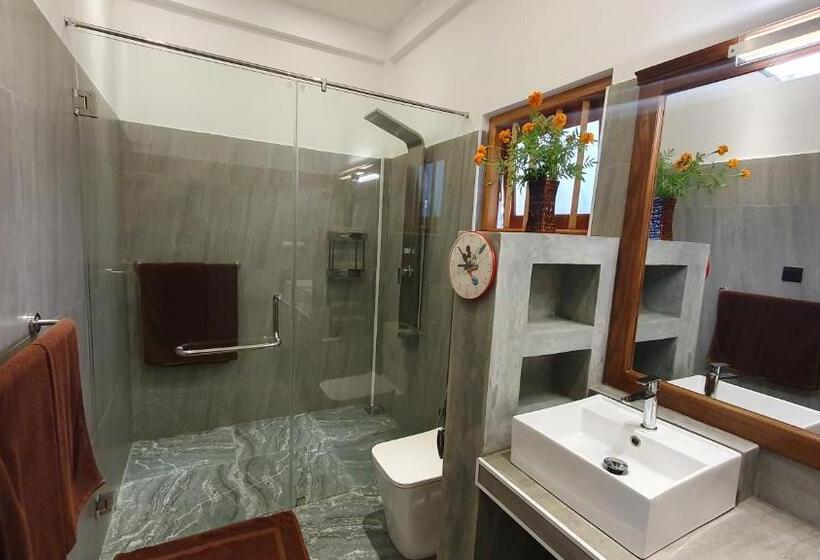 فندق Margaret House