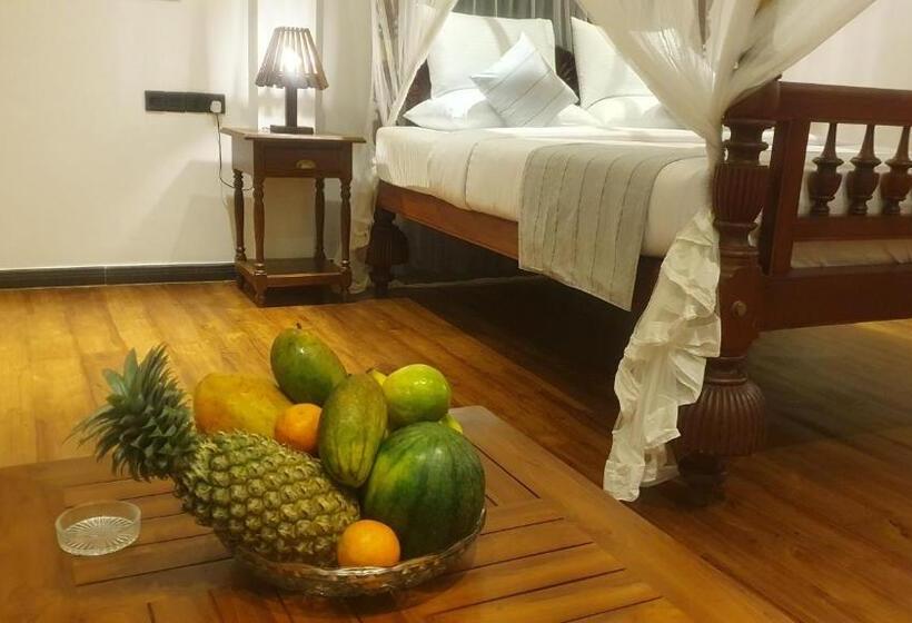 فندق Margaret House