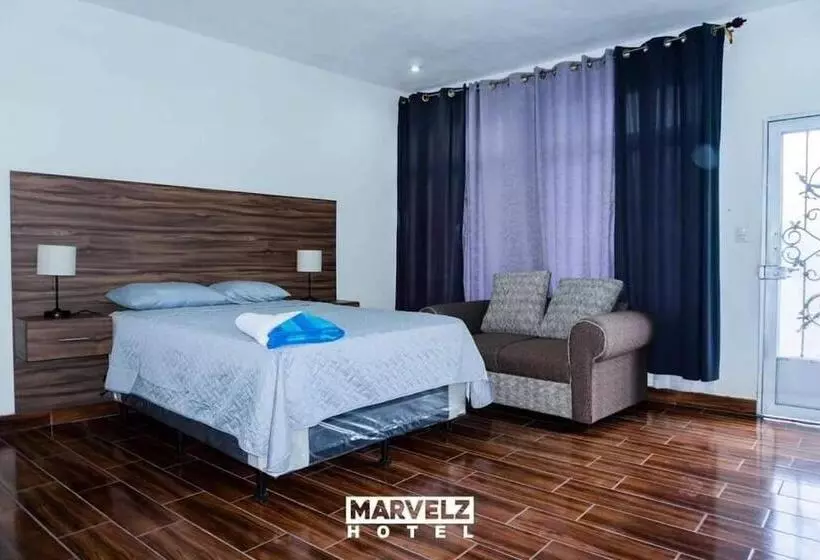 هتل Marvelz