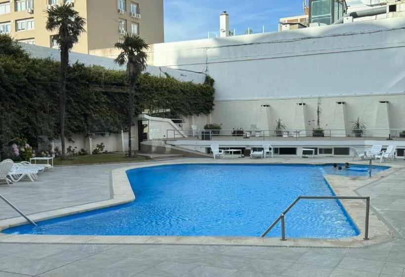 בית מלון כפרי Peninsula