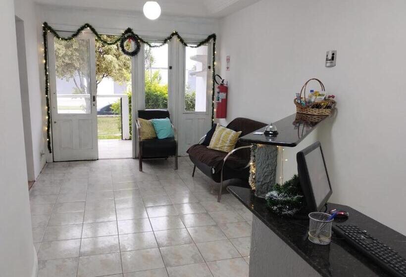 فندق Pousada Jardins Campista