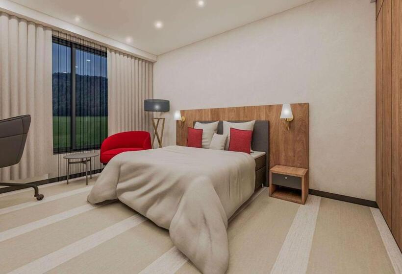 בית מלון כפרי Ramada By Wyndham Karacabey