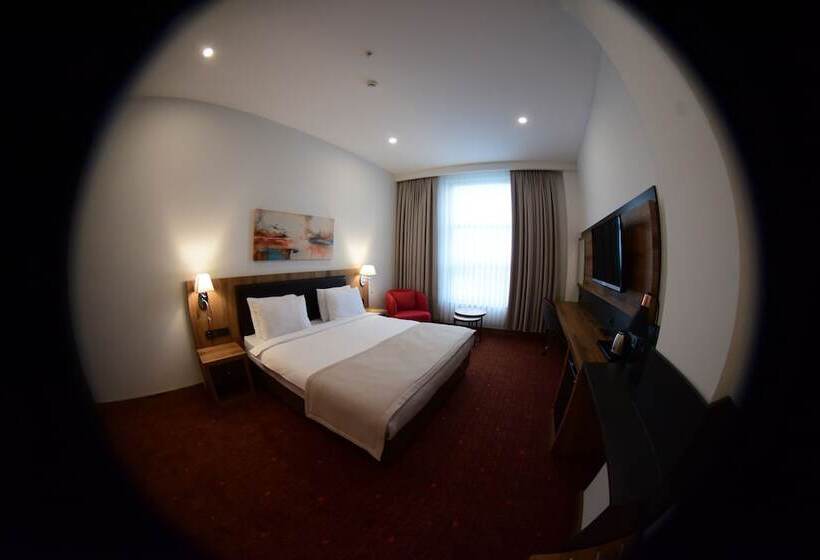 בית מלון כפרי Ramada By Wyndham Karacabey