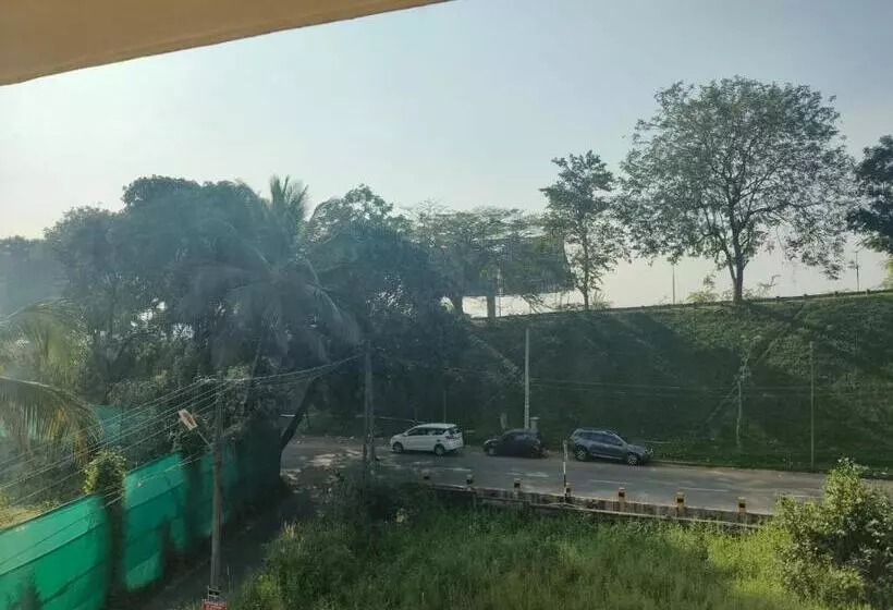 Hotelli Sancta Maria Airport