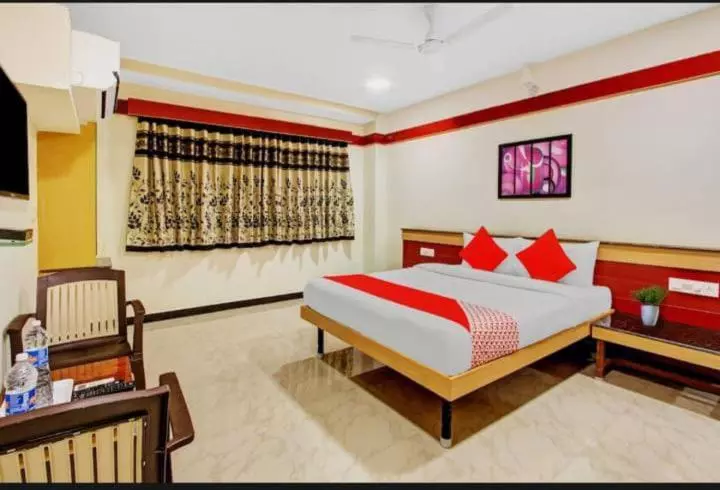 هتل Sri Sai Guru Comfors