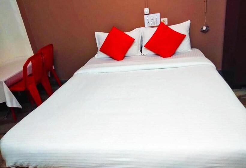 Отель Staymaker Ss Residency