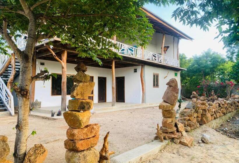 فندق Yogi Organic Farm