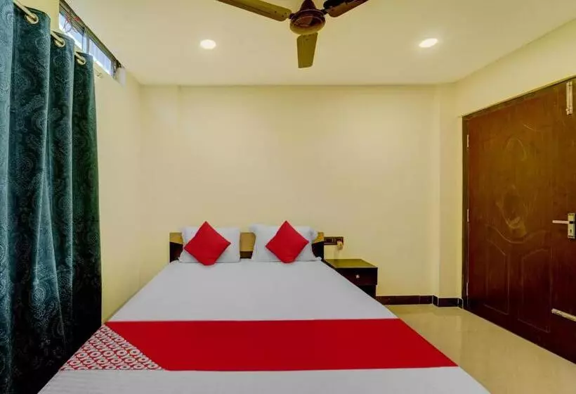 ホテル Rajnandini