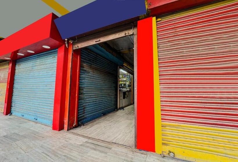 ホテル Rajnandini