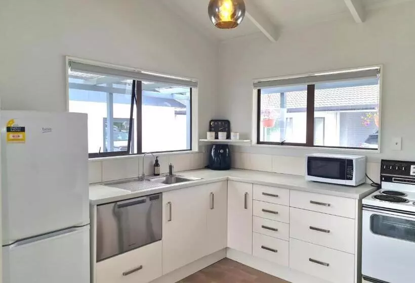 Majatalo Beverley Hills Guesthouse