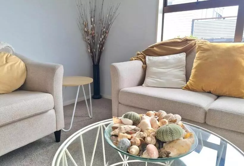 Majatalo Beverley Hills Guesthouse