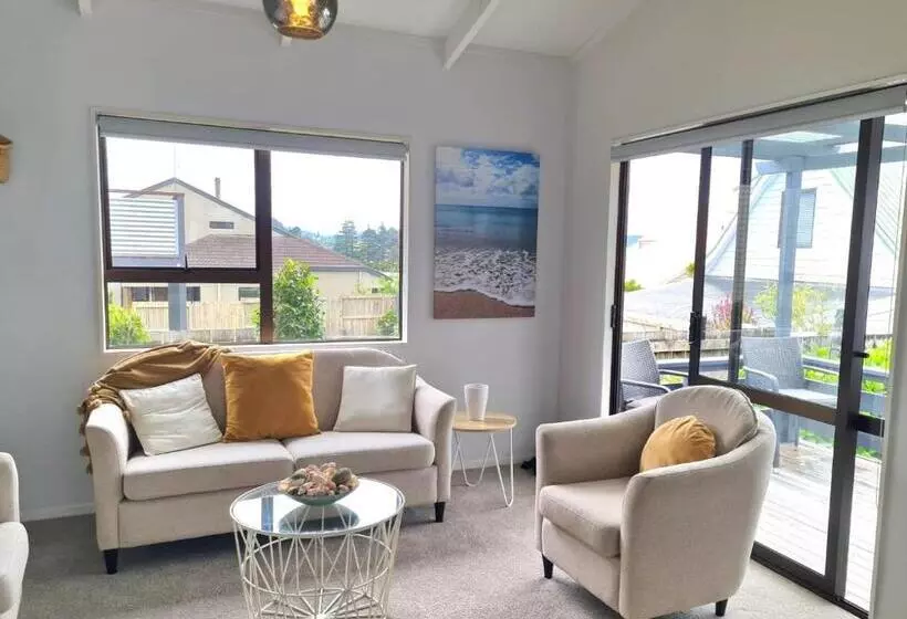 Majatalo Beverley Hills Guesthouse