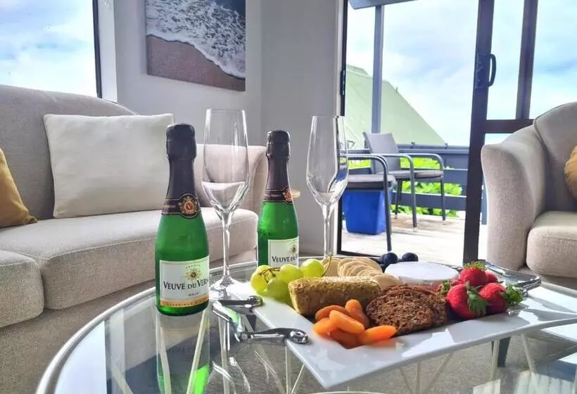 Majatalo Beverley Hills Guesthouse