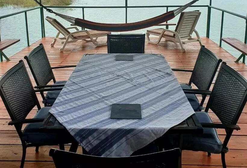 ペンション Cabana S On Gatun Lake In Arenosa