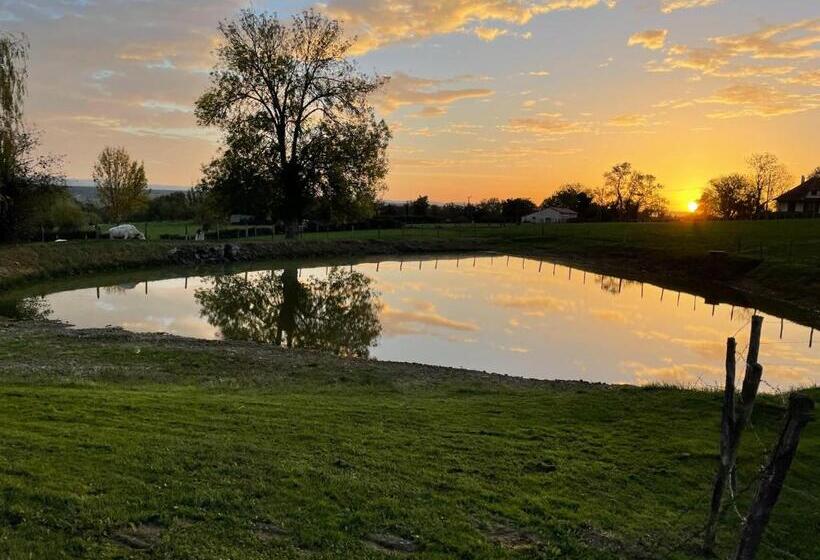 بنسيون La Grange Aux Hirondelles   Appartement Complet Et Indépendant